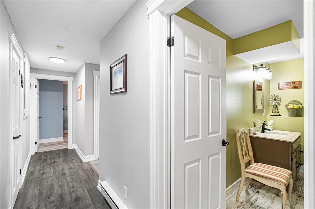 6 BRAKE PLACE, MARYSTOWN, Newfoundland, Canada A0E 1K0, ,2 BathroomsBathrooms,Residential,Reduced,BRAKE PLACE,5925
