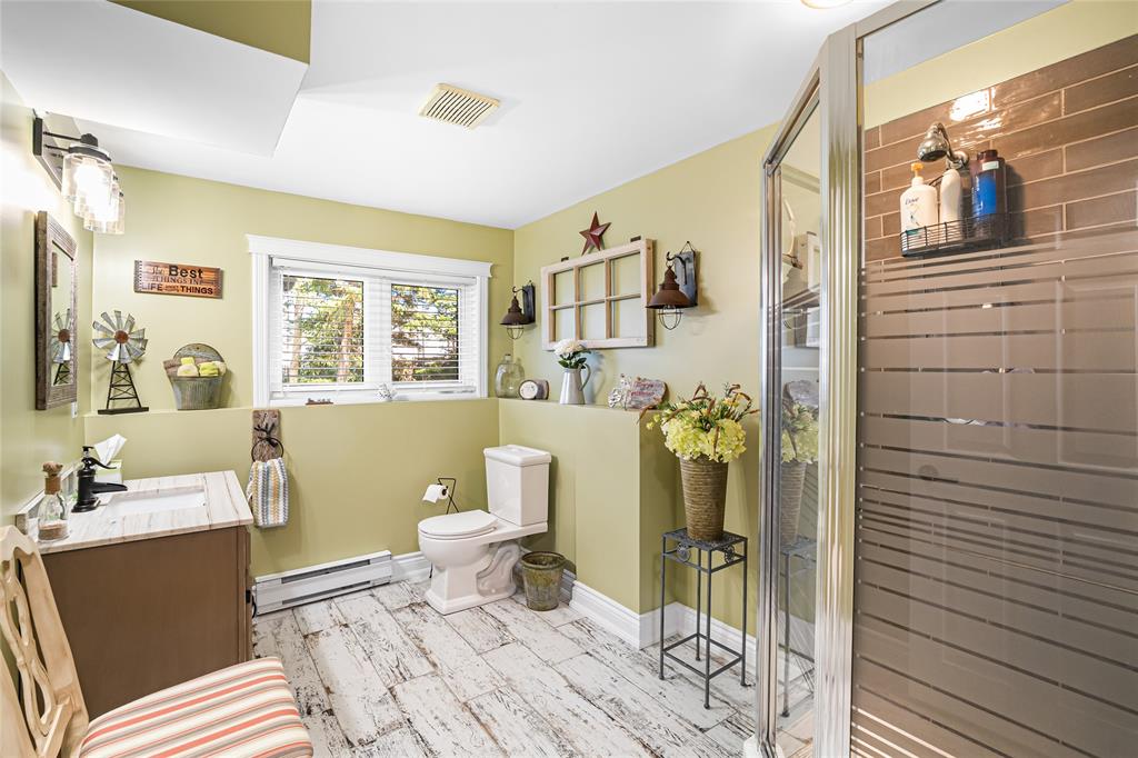 6 BRAKE PLACE, MARYSTOWN, Newfoundland, Canada A0E 1K0, ,2 BathroomsBathrooms,Residential,Reduced,BRAKE PLACE,5925