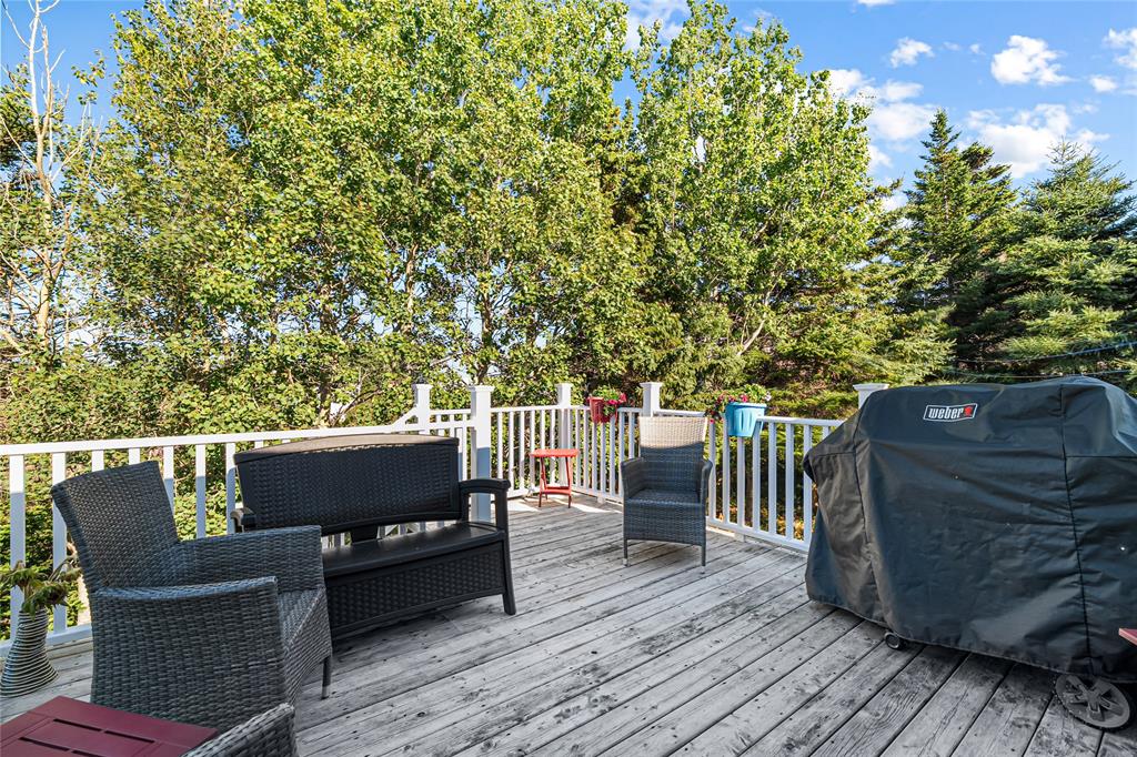 6 BRAKE PLACE, MARYSTOWN, Newfoundland, Canada A0E 1K0, ,2 BathroomsBathrooms,Residential,Reduced,BRAKE PLACE,5925