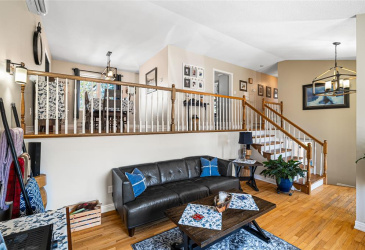 6 BRAKE PLACE, MARYSTOWN, Newfoundland, Canada A0E 1K0, ,2 BathroomsBathrooms,Residential,Reduced,BRAKE PLACE,5925