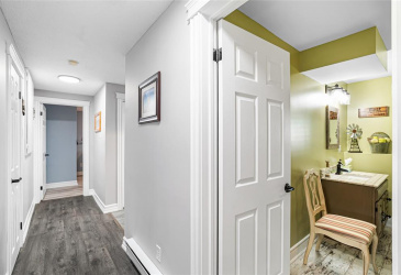 6 BRAKE PLACE, MARYSTOWN, Newfoundland, Canada A0E 1K0, ,2 BathroomsBathrooms,Residential,Reduced,BRAKE PLACE,5925