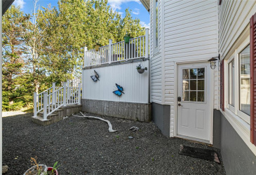 6 BRAKE PLACE, MARYSTOWN, Newfoundland, Canada A0E 1K0, ,2 BathroomsBathrooms,Residential,Reduced,BRAKE PLACE,5925