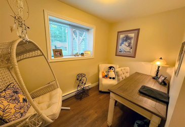 15 HIBERNIA DRIVE, CLARENVILLE, Newfoundland, Canada A5N 1H5, ,3 BathroomsBathrooms,Residential,Sold,HIBERNIA DRIVE,5933