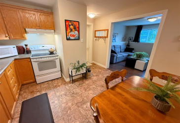 15 HIBERNIA DRIVE, CLARENVILLE, Newfoundland, Canada A5N 1H5, ,3 BathroomsBathrooms,Residential,Sold,HIBERNIA DRIVE,5933