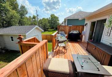 15 HIBERNIA DRIVE, CLARENVILLE, Newfoundland, Canada A5N 1H5, ,3 BathroomsBathrooms,Residential,Sold,HIBERNIA DRIVE,5933