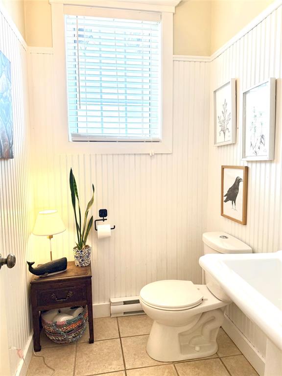 42 MUNICIPAL SQUARE, CLARENVILLE, Newfoundland, Canada A5A 1T2, ,2 BathroomsBathrooms,Residential,Sale Pending,MUNICIPAL SQUARE,5934