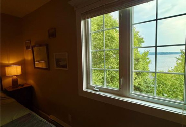 42 MUNICIPAL SQUARE, CLARENVILLE, Newfoundland, Canada A5A 1T2, ,2 BathroomsBathrooms,Residential,Sale Pending,MUNICIPAL SQUARE,5934