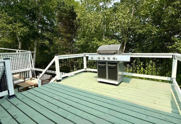11 MUNICIPAL SQUARE, CLARENVILLE, Newfoundland, Canada A5A 1T4, ,2 BathroomsBathrooms,Residential,For Sale,MUNICIPAL SQUARE,5946
