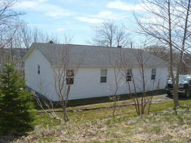 32-34 BEMISTER'S HILL, CARBONEAR, Newfoundland, Canada A1Y 1B7, ,1 BathroomBathrooms,Residential,Sale Pending,BEMISTER'S HILL,5949