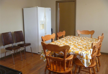 32-34 BEMISTER'S HILL, CARBONEAR, Newfoundland, Canada A1Y 1B7, ,1 BathroomBathrooms,Residential,Sale Pending,BEMISTER'S HILL,5949