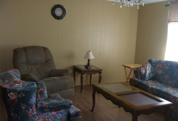 32-34 BEMISTER'S HILL, CARBONEAR, Newfoundland, Canada A1Y 1B7, ,1 BathroomBathrooms,Residential,Sale Pending,BEMISTER'S HILL,5949