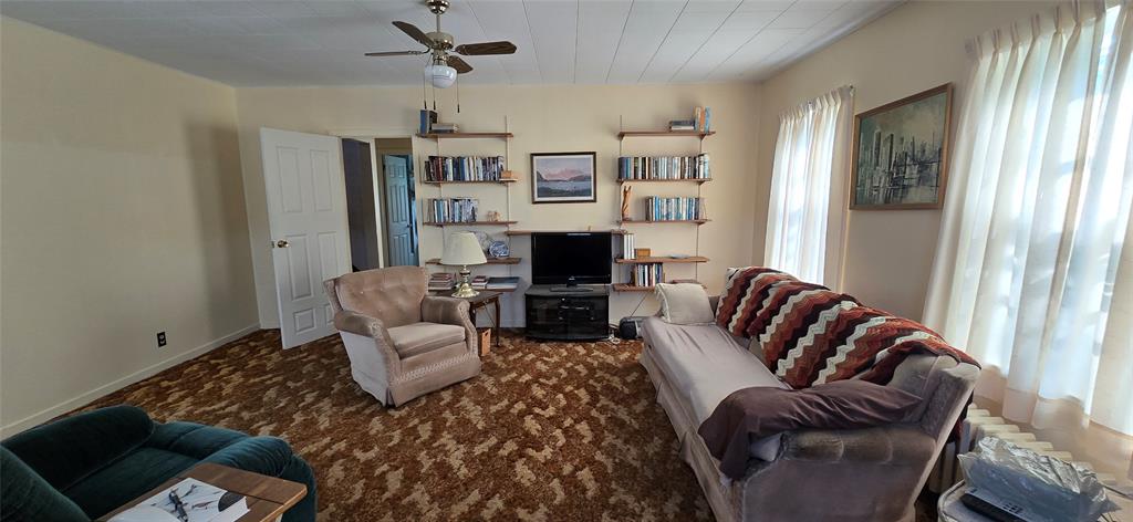 661 MAIN STREET, BURIN, Newfoundland, Canada A0E 1E0, ,1 BathroomBathrooms,Residential,For Sale,MAIN STREET,5950