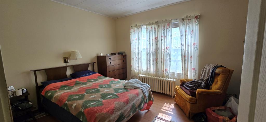 661 MAIN STREET, BURIN, Newfoundland, Canada A0E 1E0, ,1 BathroomBathrooms,Residential,For Sale,MAIN STREET,5950