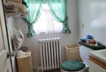 661 MAIN STREET, BURIN, Newfoundland, Canada A0E 1E0, ,1 BathroomBathrooms,Residential,For Sale,MAIN STREET,5950