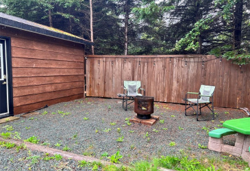 109 CONCEPTION BAY HIGHWAY, CLARKES BEACH, Newfoundland, Canada A0A 1W0, ,1 BathroomBathrooms,Residential,For Sale,CONCEPTION BAY HIGHWAY,5951