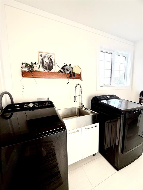 192 HARBOUR DRIVE, HILLVIEW, Newfoundland, Canada A0E 2A0, ,2 BathroomsBathrooms,Residential,Sold,HARBOUR DRIVE,5954