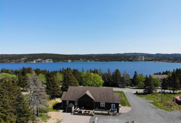 89-93 OTTERBURY ROAD, CLARKE'S BEACH, Newfoundland, Canada A0A 1W0, ,3 BathroomsBathrooms,Residential,For Sale,OTTERBURY ROAD,5958