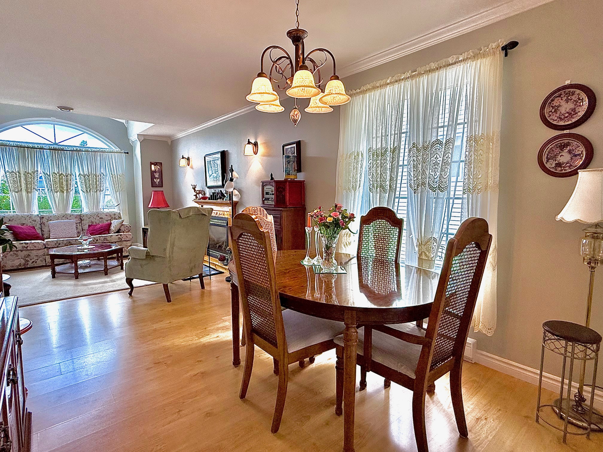21 HIBERNIA DRIVE, CLARENVILLE, Newfoundland, Canada A5A 1H5, ,3 BathroomsBathrooms,Residential,Sale Pending,HIBERNIA DRIVE,5959