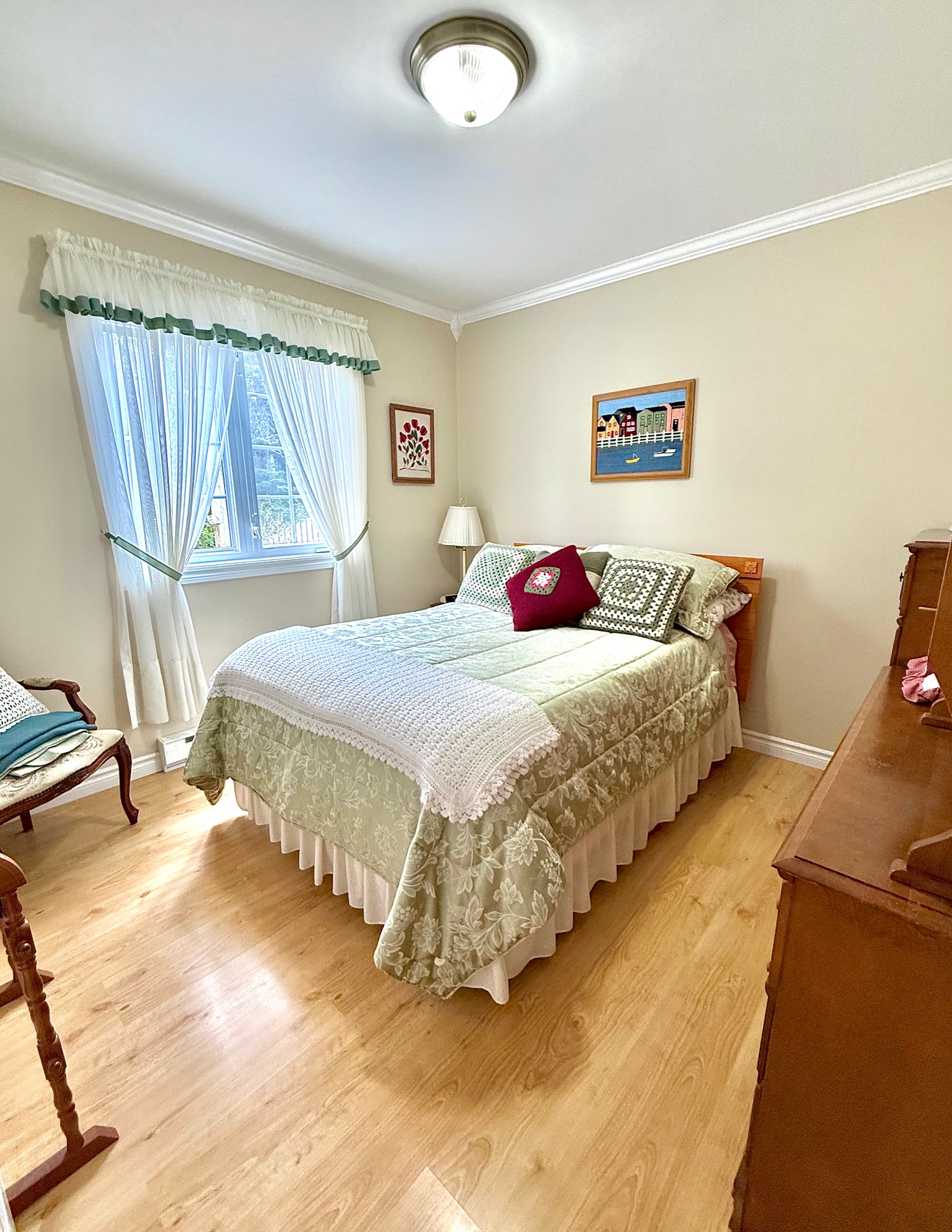 21 HIBERNIA DRIVE, CLARENVILLE, Newfoundland, Canada A5A 1H5, ,3 BathroomsBathrooms,Residential,Sale Pending,HIBERNIA DRIVE,5959