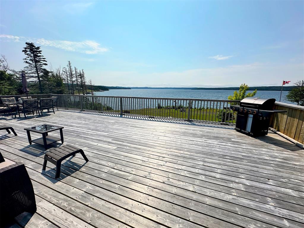 494 SMITH SOUND ROAD, BARTON, Newfoundland, Canada A5A 3A2, ,3 BathroomsBathrooms,Residential,For Sale,SMITH SOUND ROAD,5960