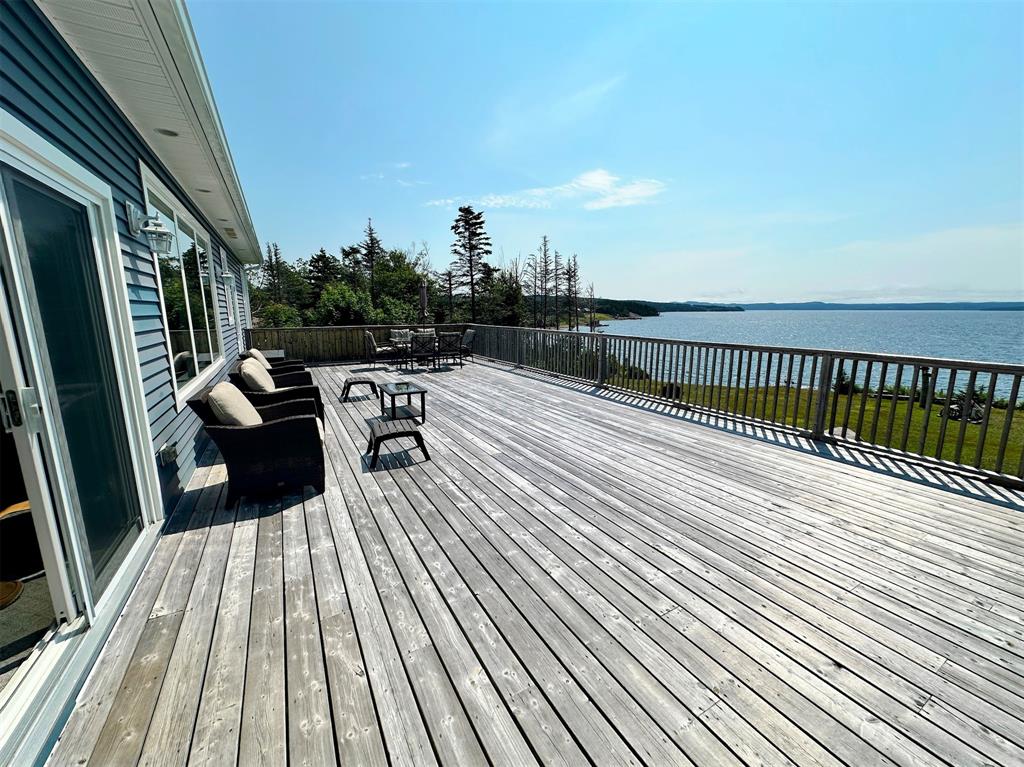 494 SMITH SOUND ROAD, BARTON, Newfoundland, Canada A5A 3A2, ,3 BathroomsBathrooms,Residential,For Sale,SMITH SOUND ROAD,5960
