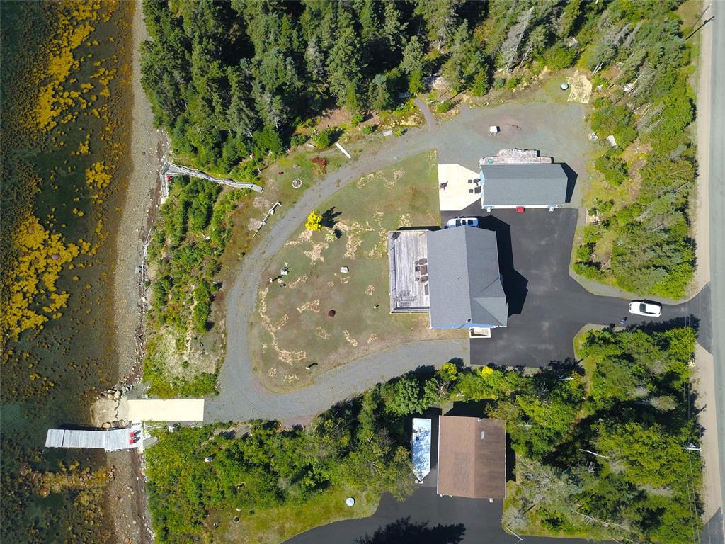 494 SMITH SOUND ROAD, BARTON, Newfoundland, Canada A5A 3A2, ,3 BathroomsBathrooms,Residential,For Sale,SMITH SOUND ROAD,5960
