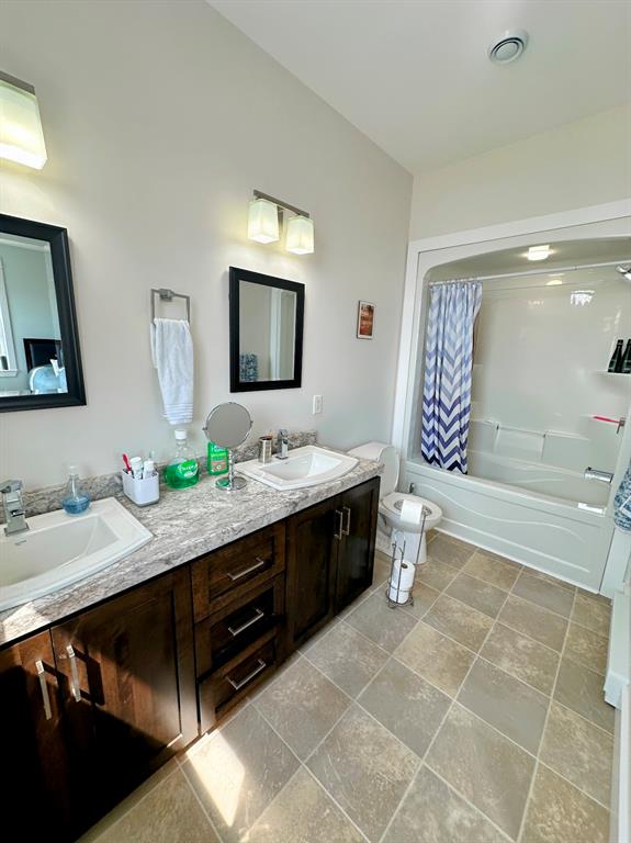 494 SMITH SOUND ROAD, BARTON, Newfoundland, Canada A5A 3A2, ,3 BathroomsBathrooms,Residential,For Sale,SMITH SOUND ROAD,5960