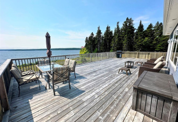 494 SMITH SOUND ROAD, BARTON, Newfoundland, Canada A5A 3A2, ,3 BathroomsBathrooms,Residential,For Sale,SMITH SOUND ROAD,5960