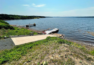 494 SMITH SOUND ROAD, BARTON, Newfoundland, Canada A5A 3A2, ,3 BathroomsBathrooms,Residential,For Sale,SMITH SOUND ROAD,5960