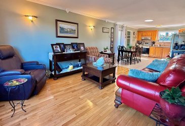 2 LUTHER'S LANE, SUNNYSIDE, Newfoundland, Canada A0B 3J0, ,2 BathroomsBathrooms,Residential,For Sale,LUTHER'S LANE,5962