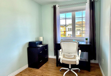 33 CLYDE AVENUE, CLARENVILLE, Newfoundland, Canada A5A 0B3, ,3 BathroomsBathrooms,Residential,Reduced,CLYDE AVENUE,5964 33 CLYDE AVENUE, CLARENVILLE, Newfoundland, Canada A5A 0B3, ,3 BathroomsBathrooms,Residential,Reduced,CLYDE AVENUE,5964