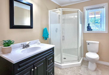 33 CLYDE AVENUE, CLARENVILLE, Newfoundland, Canada A5A 0B3, ,3 BathroomsBathrooms,Residential,Reduced,CLYDE AVENUE,5964 33 CLYDE AVENUE, CLARENVILLE, Newfoundland, Canada A5A 0B3, ,3 BathroomsBathrooms,Residential,Reduced,CLYDE AVENUE,5964