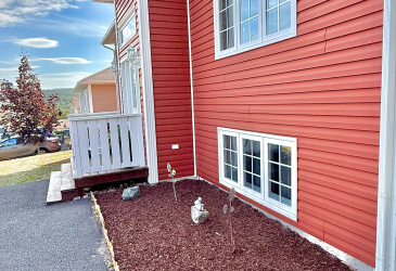 33 CLYDE AVENUE, CLARENVILLE, Newfoundland, Canada A5A 0B3, ,3 BathroomsBathrooms,Residential,Reduced,CLYDE AVENUE,5964 33 CLYDE AVENUE, CLARENVILLE, Newfoundland, Canada A5A 0B3, ,3 BathroomsBathrooms,Residential,Reduced,CLYDE AVENUE,5964