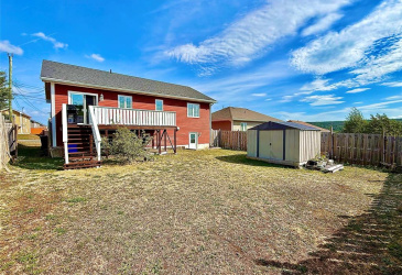 33 CLYDE AVENUE, CLARENVILLE, Newfoundland, Canada A5A 0B3, ,3 BathroomsBathrooms,Residential,Reduced,CLYDE AVENUE,5964 33 CLYDE AVENUE, CLARENVILLE, Newfoundland, Canada A5A 0B3, ,3 BathroomsBathrooms,Residential,Reduced,CLYDE AVENUE,5964