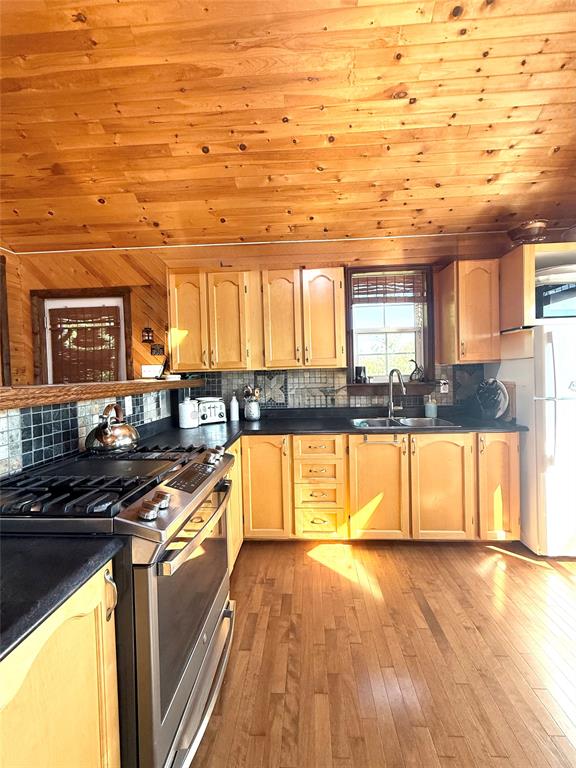 0 LETHBRIDGE FOREST ACCESS ROAD, MEETING POND, Newfoundland, Canada A0C 1B0, ,1 BathroomBathrooms,Residential,For Sale,LETHBRIDGE FOREST ACCESS ROAD,5965