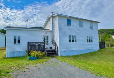 10 PLANT ROAD, HICKMAN'S HARBOUR, Newfoundland, Canada A0C 1P0, ,Residential,Sale Pending,PLANT ROAD,5970
