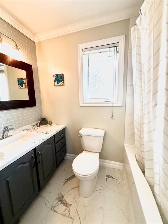 10 WHITE ROSE PLACE, CLARENVILLE, Newfoundland, Canada A5A 2B4, ,2 BathroomsBathrooms,Residential,For Sale,WHITE ROSE PLACE,5972