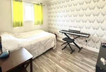 10 WHITE ROSE PLACE, CLARENVILLE, Newfoundland, Canada A5A 2B4, ,2 BathroomsBathrooms,Residential,For Sale,WHITE ROSE PLACE,5972