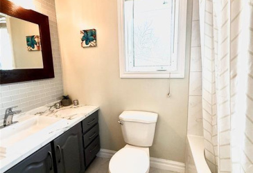 10 WHITE ROSE PLACE, CLARENVILLE, Newfoundland, Canada A5A 2B4, ,2 BathroomsBathrooms,Residential,For Sale,WHITE ROSE PLACE,5972