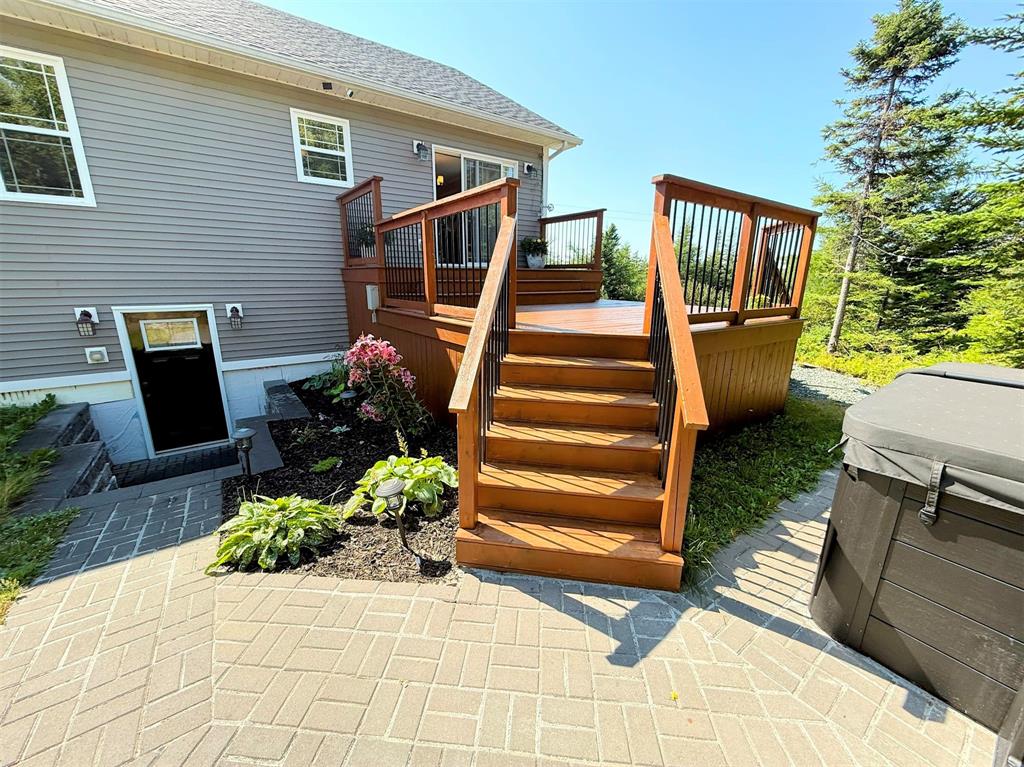 16 PARK CRESCENT, CATALINA, Newfoundland, Canada A0C 1J0, ,2 BathroomsBathrooms,Residential,For Sale,PARK CRESCENT,5975