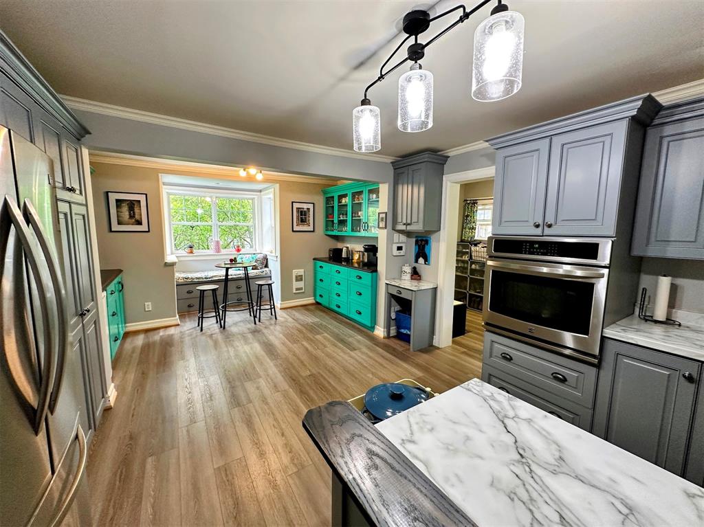 68-70 MEMORIAL DRIVE, CLARENVILLE, Newfoundland, Canada A5A 1N4, ,5 BathroomsBathrooms,Residential,For Sale,MEMORIAL DRIVE,5977