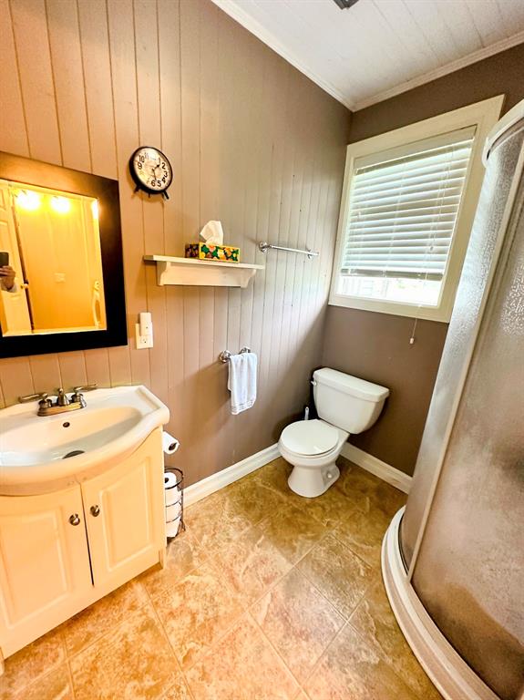 68-70 MEMORIAL DRIVE, CLARENVILLE, Newfoundland, Canada A5A 1N4, ,5 BathroomsBathrooms,Residential,For Sale,MEMORIAL DRIVE,5977