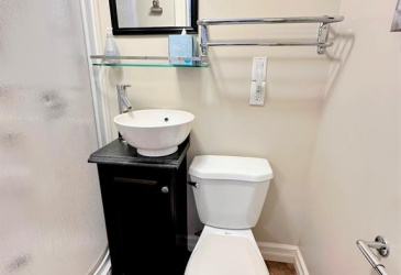 68-70 MEMORIAL DRIVE, CLARENVILLE, Newfoundland, Canada A5A 1N4, ,5 BathroomsBathrooms,Residential,For Sale,MEMORIAL DRIVE,5977