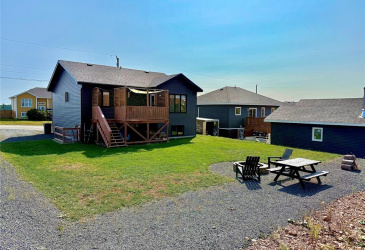 37 PERCY DRIVE, CLARENVILLE, Newfoundland, Canada A5A 0C5, ,2 BathroomsBathrooms,Residential,For Sale,PERCY DRIVE,5979