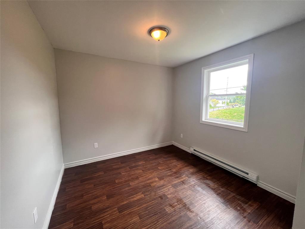 14 BADCOCK'S ROAD, BAY ROBERTS, Newfoundland, Canada A0A 3V0, ,1 BathroomBathrooms,Residential,For Sale,BADCOCK'S ROAD,5986