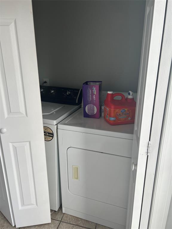 24 COLEY'S POINT SOUTH ROAD, BAY ROBERTS, Newfoundland, Canada A0A 1X0, ,2 BathroomsBathrooms,Residential,For Sale,COLEY'S POINT SOUTH ROAD,5993
