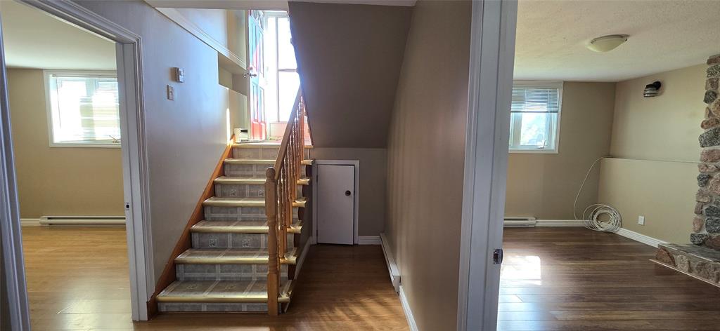9 DUNTON STREET, GRAND BANK, Newfoundland, Canada A0E 1W0, ,1 BathroomBathrooms,Residential,For Sale,DUNTON STREET,5995