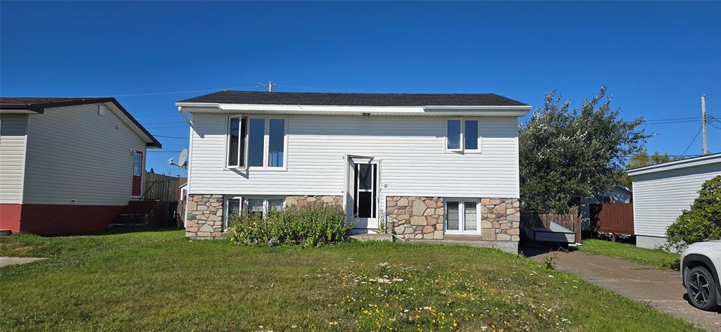 9 DUNTON STREET, GRAND BANK, Newfoundland, Canada A0E 1W0, ,1 BathroomBathrooms,Residential,For Sale,DUNTON STREET,5995