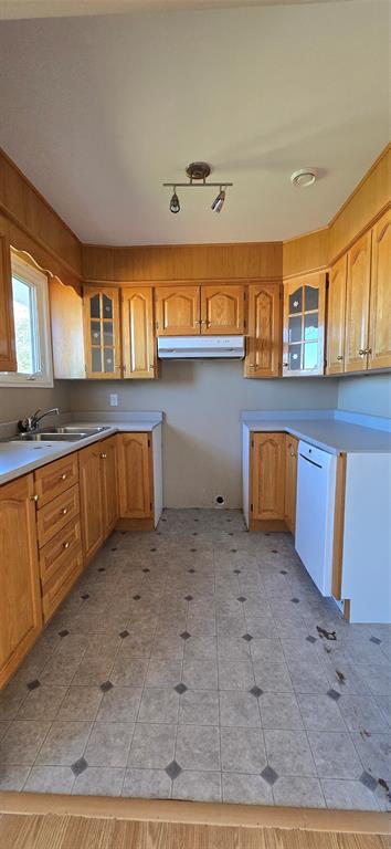 9 DUNTON STREET, GRAND BANK, Newfoundland, Canada A0E 1W0, ,1 BathroomBathrooms,Residential,For Sale,DUNTON STREET,5995