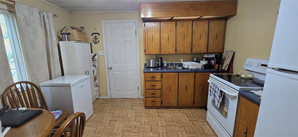 93 BRANCH ROAD, WINTERLAND, Newfoundland, Canada A0E 2Y0, ,1 BathroomBathrooms,Residential,Sold,BRANCH ROAD,6018